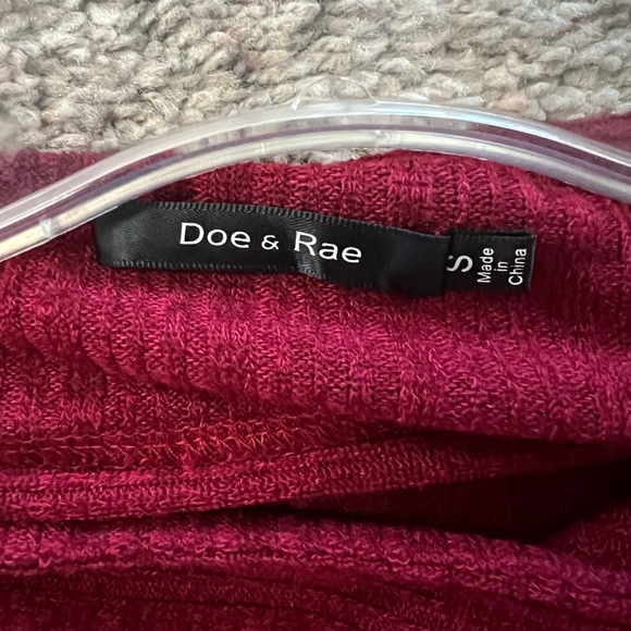 Doe and Rae Mock Neck Dolman Sweater - Picture 4 of 6